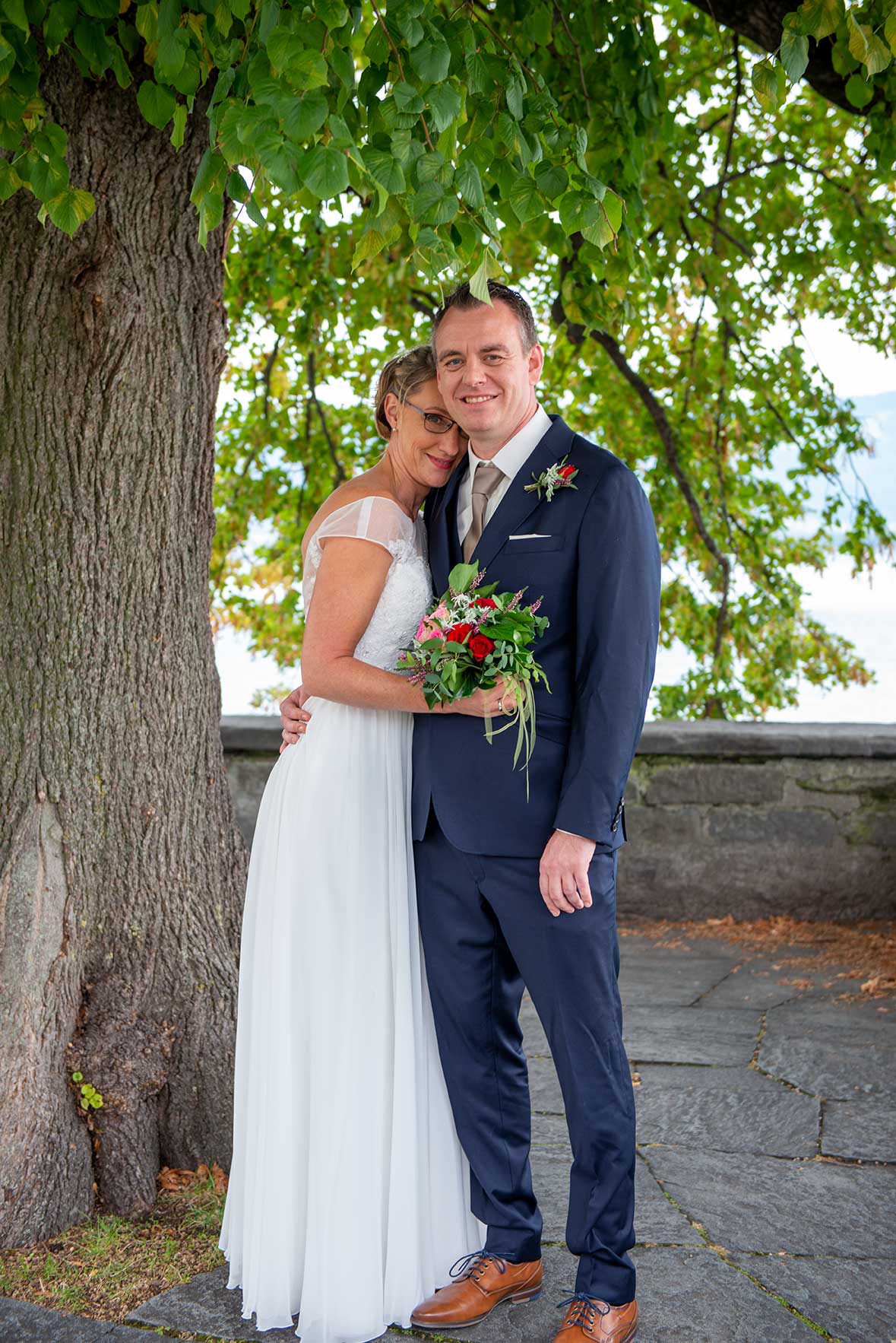 Fotoshooting für das Brautpaar auf der Insel Lindau am Bodensee