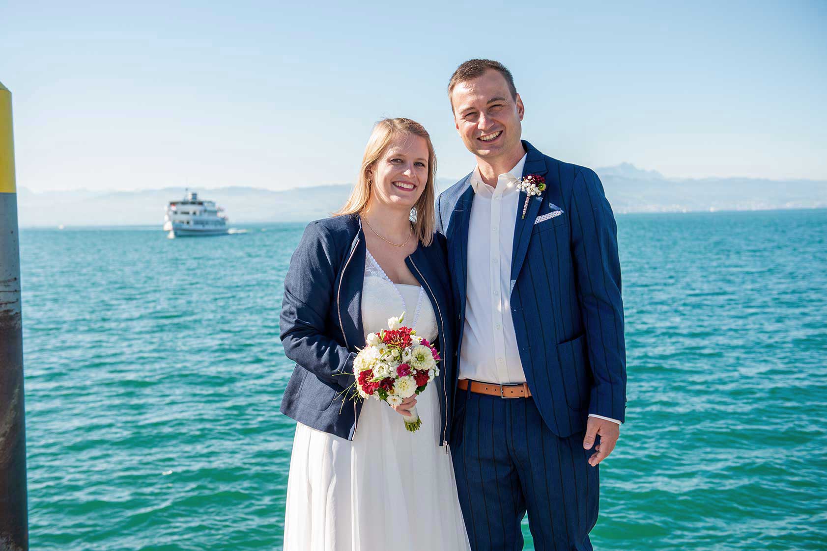 Fotoshooting für das Brautpaar am Bodensee